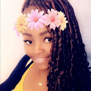 Meet your Posher, Alexandria